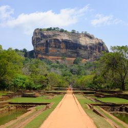 Sigiriya_(141688197)